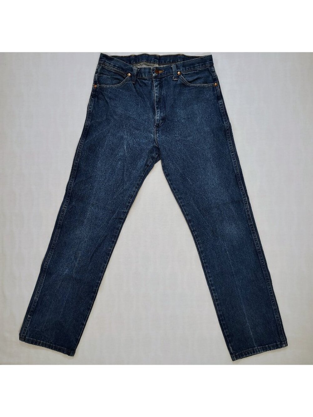 Wrangler Straight Jeans Mens 34x34 Cotton Relaxed Fit Medium Wash Denim Blue